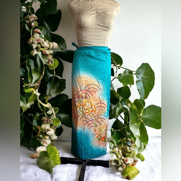 Japnese Silk Skirt - Picture 2 of 10